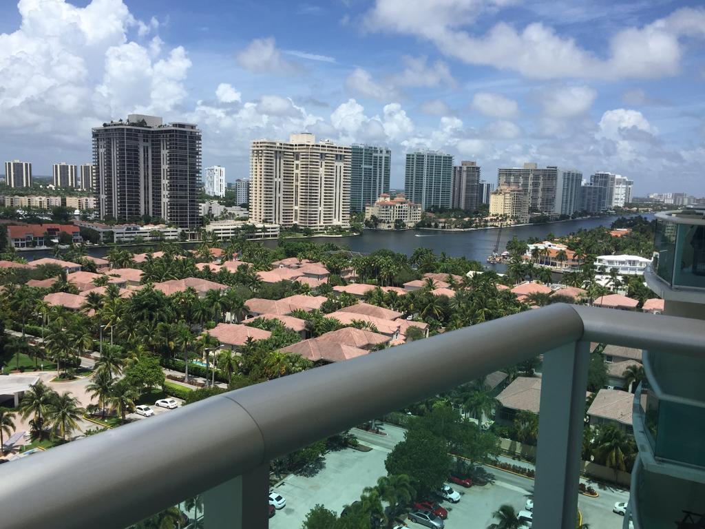Penthouse Ocean Reserve Miami Beach Exterior photo
