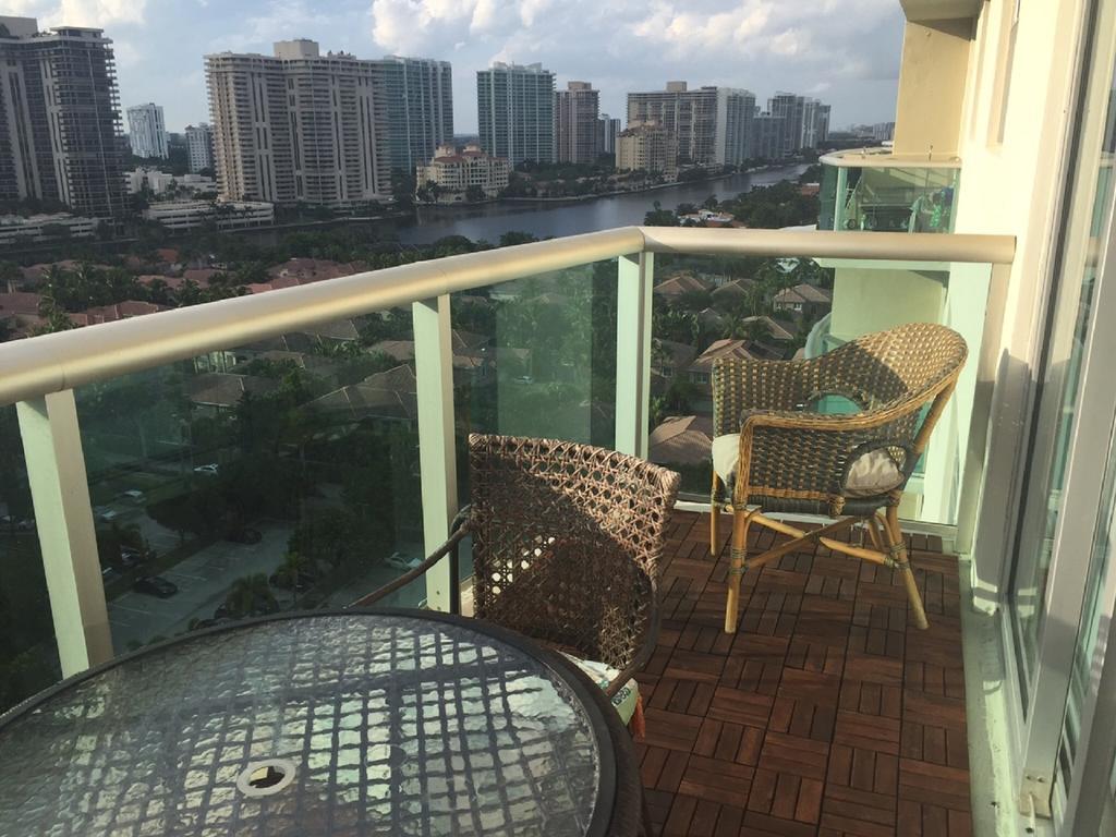 Penthouse Ocean Reserve Miami Beach Exterior photo